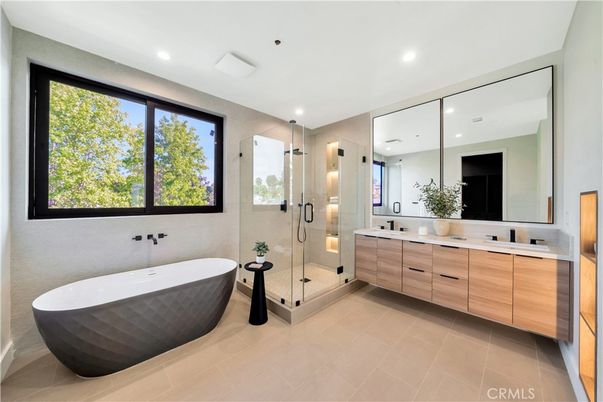 Bathroom, Dual Sink Vanities, Free Standing Baths, Glass Shower, Interior, Recessed Lighting