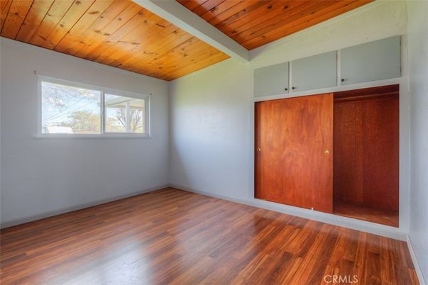 Empty room, Interior, Wooden Ceilings, Wood Texture Flooring