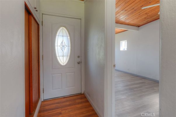 Interior, Recessed Lighting, Wooden Ceilings, Wood Texture Flooring