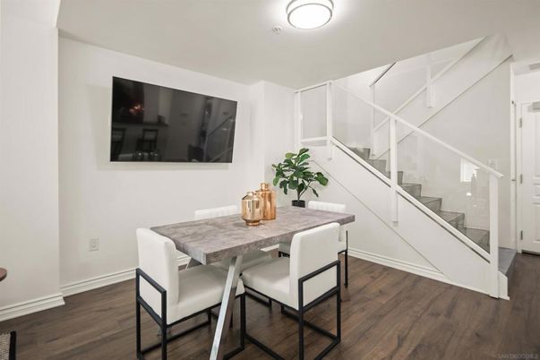 Dining room, Interior, Wood Texture Flooring