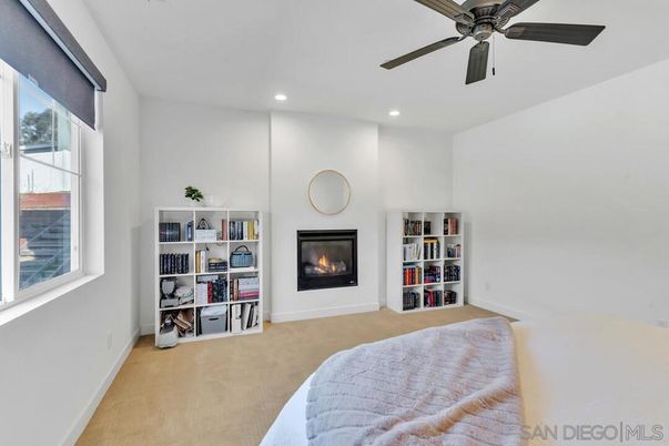 Fireplace, Interior, Recessed Lighting