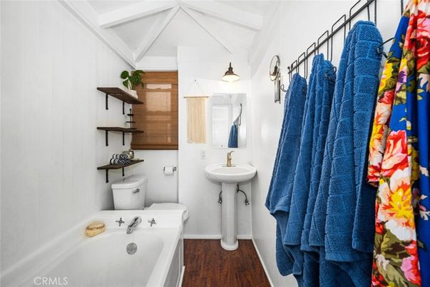 Bathroom, Interior, Wood Texture Flooring