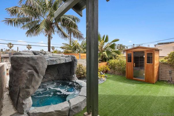 Backyard, Exterior, Pool