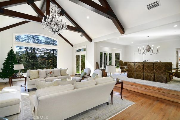 Chandelier, Interior, Living room, Recessed Lighting, Wooden Beams, Wood Texture Flooring