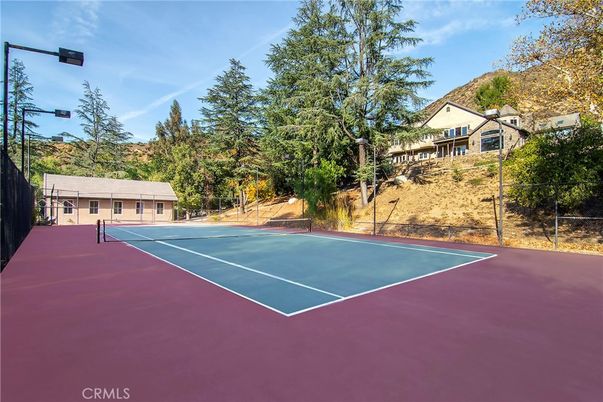 Exterior, Tennis Courts