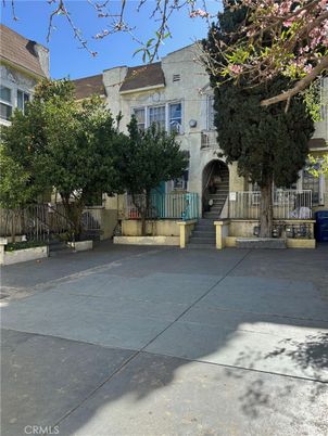 Exterior, Facade, French Provincial