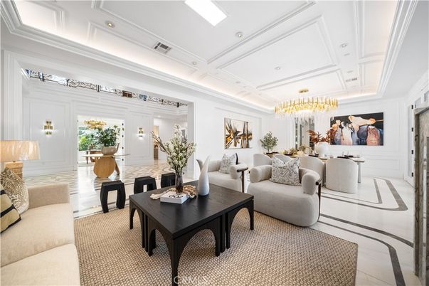 Chandelier, Dining room, Interior, Living room, Recessed Lighting