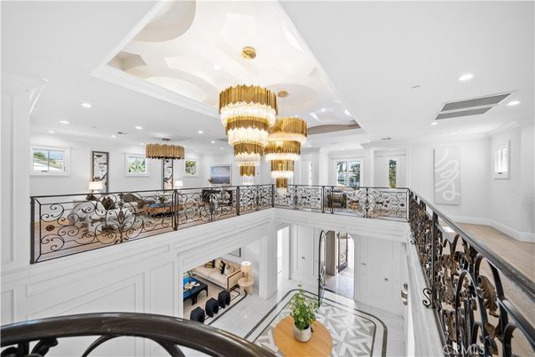Chandelier, Interior, Recessed Lighting