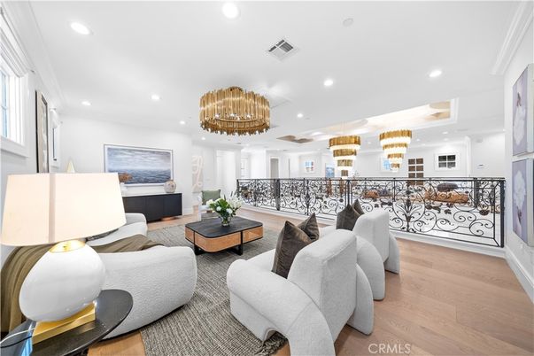 Chandelier, Interior, Living room, Recessed Lighting, Wood Texture Flooring