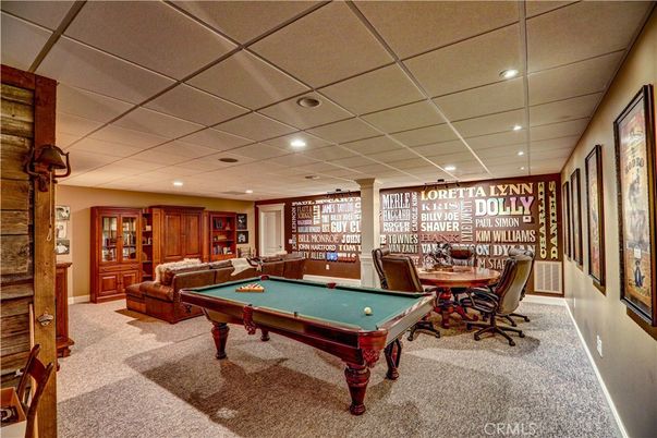 Billiard Table, Game Room, Interior, Recessed Lighting