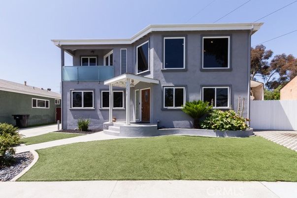Backyard, Exterior, Facade, Modern