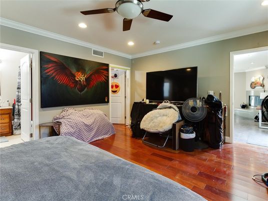 Bedroom, Interior, Recessed Lighting, Wood Texture Flooring