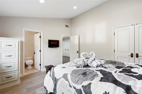 Bathroom, Bedroom, Interior, Recessed Lighting, Wood Texture Flooring