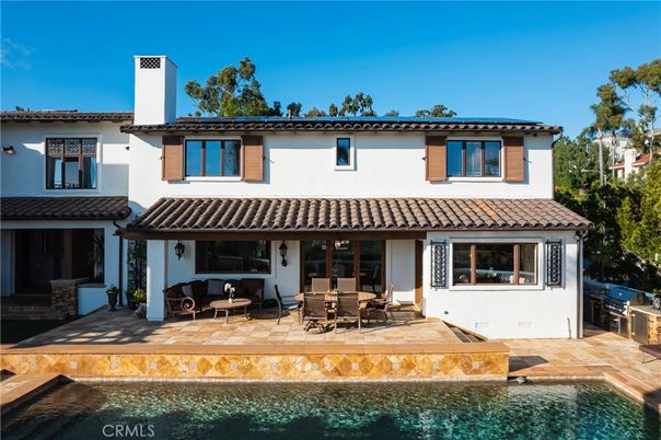 Exterior, Facade, Pool, Mediterranean
