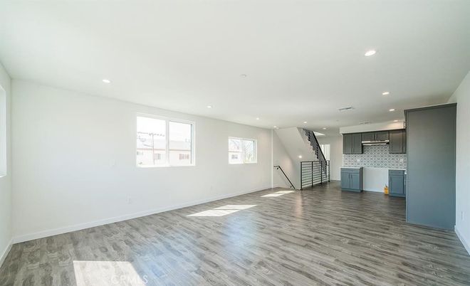 Empty room, Interior, Kitchen, Recessed Lighting, Wood Texture Flooring