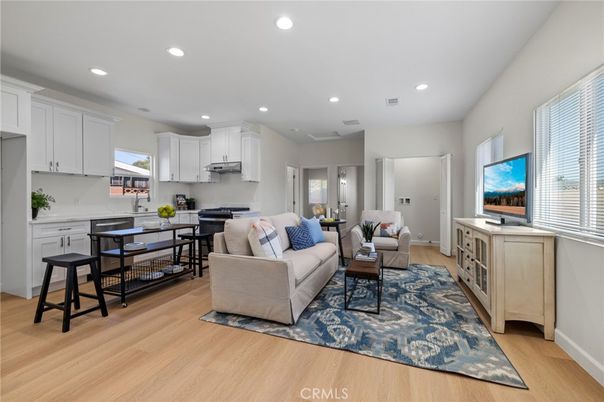 Interior, Kitchen, Living room, Recessed Lighting, Wood Texture Flooring