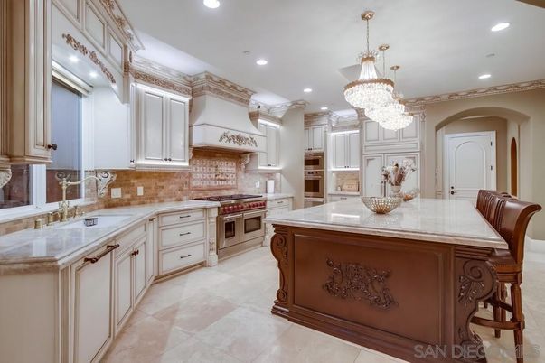 Chandelier, Interior, Kitchen, Recessed Lighting, Stainless Steel Appliances