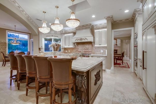 Chandelier, Dining room, Interior, Kitchen, Recessed Lighting