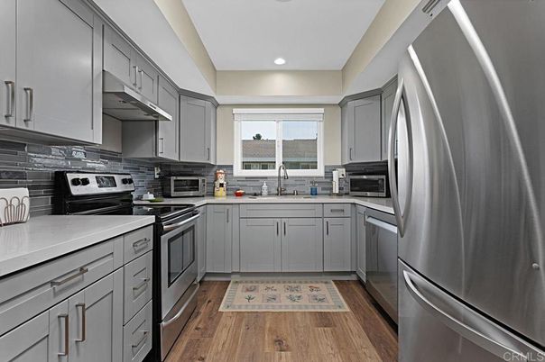 Interior, Kitchen, Recessed Lighting, Wood Texture Flooring