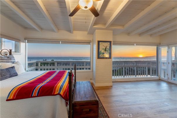 Bedroom, Interior, Water, Wood Texture Flooring