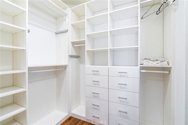 Interior, Walk-in Closets, Wood Texture Flooring