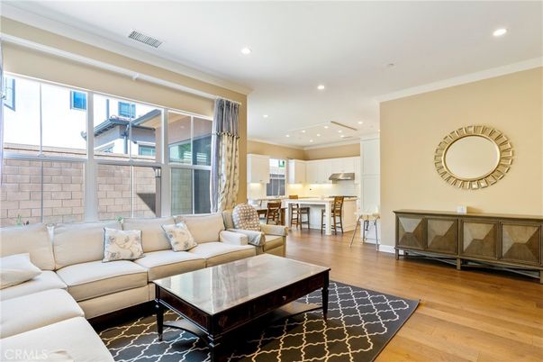 Interior, Kitchen, Living room, Recessed Lighting, Wood Texture Flooring