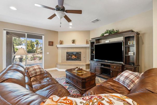 Fireplace, Interior, Living room, Recessed Lighting