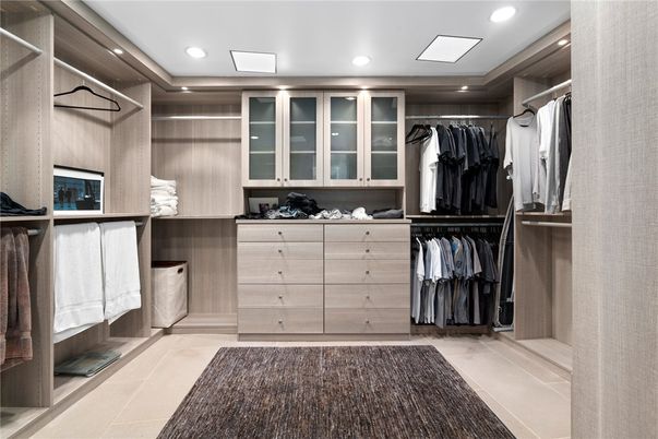Interior, Recessed Lighting, Walk-in Closets