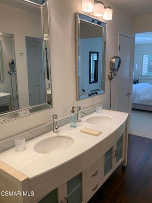 Bathroom, Bedroom, Dual Sink Vanities, Interior, Wood Texture Flooring