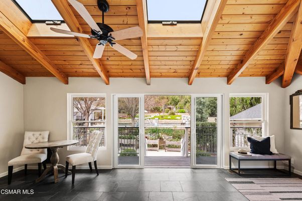 Dining room, Interior, Sun Room, Wooden Beams, Wooden Ceilings