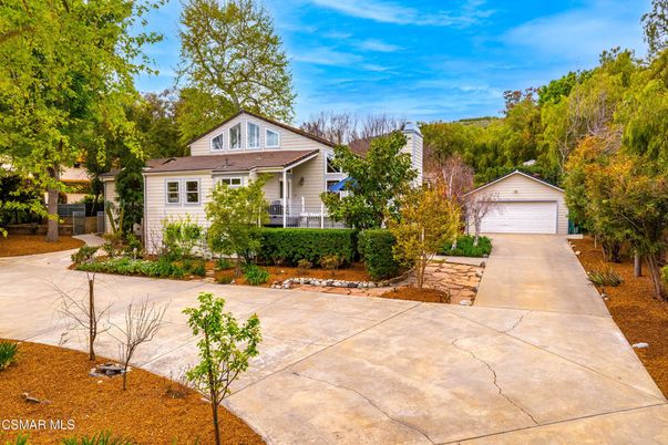 Backyard, Detached Garage, Exterior