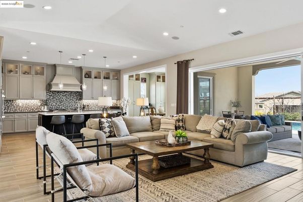 Interior, Kitchen, Living room, Pendant Lights, Recessed Lighting, Stainless Steel Appliances, Wood Texture Flooring