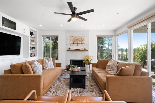 Fireplace, Interior, Living room, Recessed Lighting