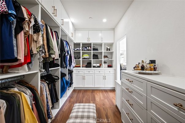 Interior, Recessed Lighting, Walk-in Closets, Wood Texture Flooring