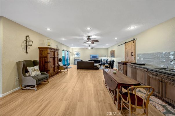 Interior, Recessed Lighting, Wood Texture Flooring