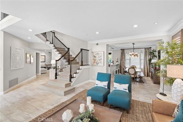 Chandelier, Dining room, Interior, Living room, Recessed Lighting