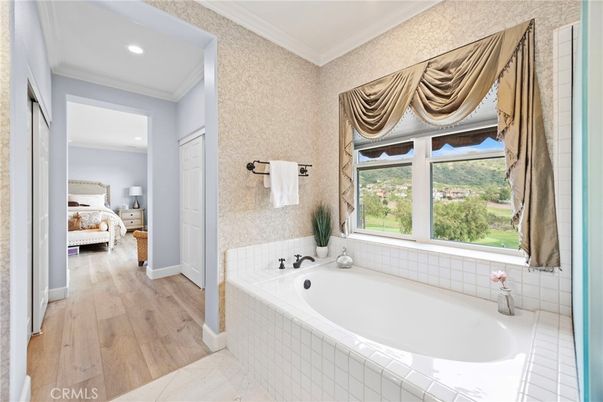 Bathroom, Bedroom, Interior, Recessed Lighting, Wood Texture Flooring