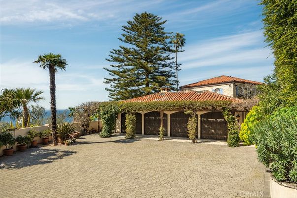 Backyard, Exterior, Water