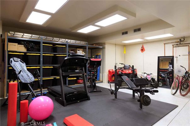 Fitness Equipment, Interior, Recessed Lighting