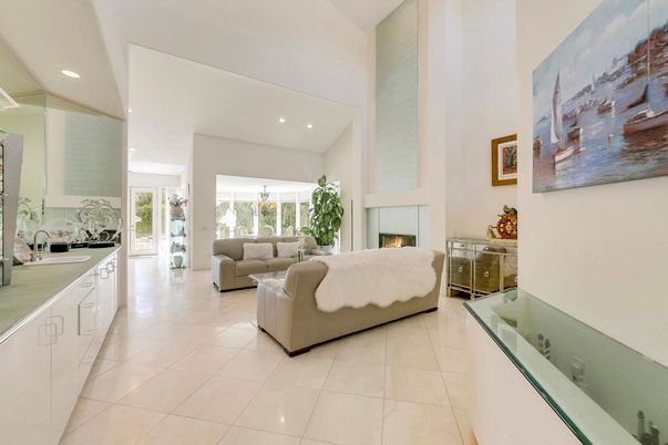 Fireplace, Interior, Living room, Recessed Lighting