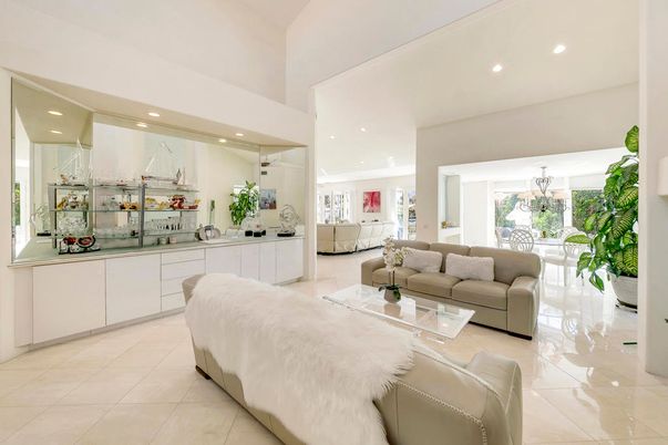 Chandelier, Interior, Living room, Recessed Lighting