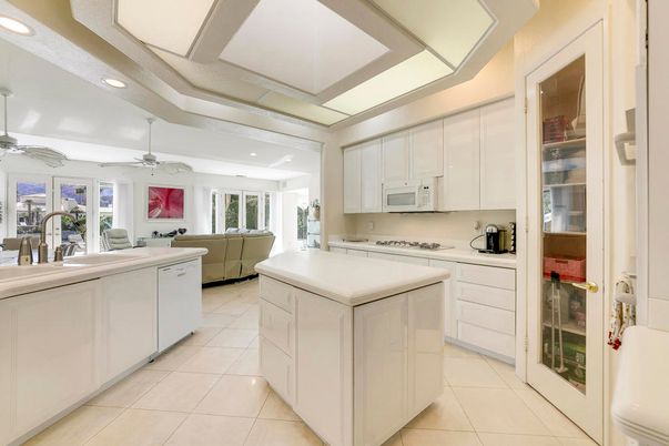 Interior, Kitchen, Living room, Recessed Lighting