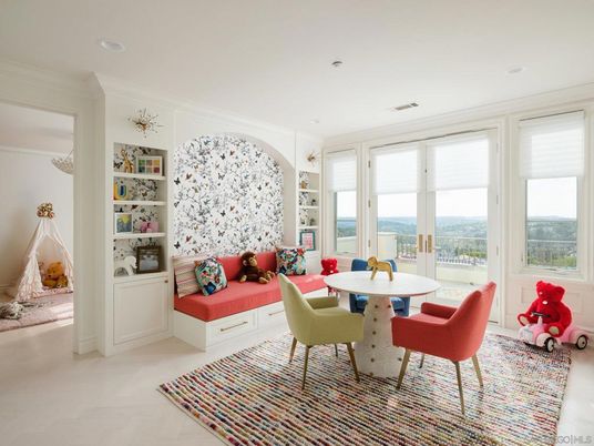 Dining room, Interior, Recessed Lighting, Water