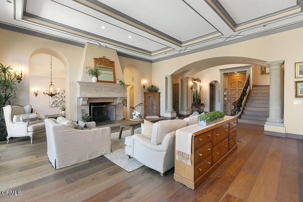 Chandelier, Fireplace, Interior, Living room, Recessed Lighting, Wood Texture Flooring