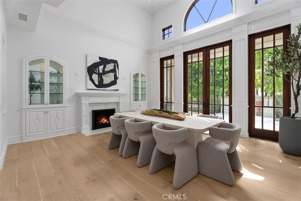 Dining room, Fireplace, Interior, Wood Texture Flooring