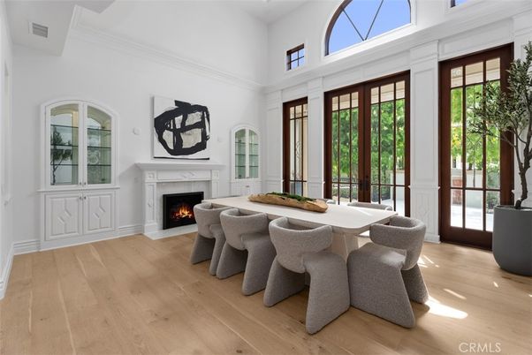 Dining room, Fireplace, Interior, Wood Texture Flooring