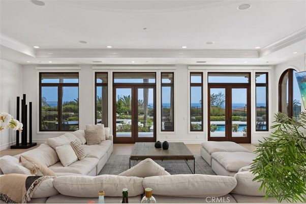 Interior, Living room, Recessed Lighting, Water