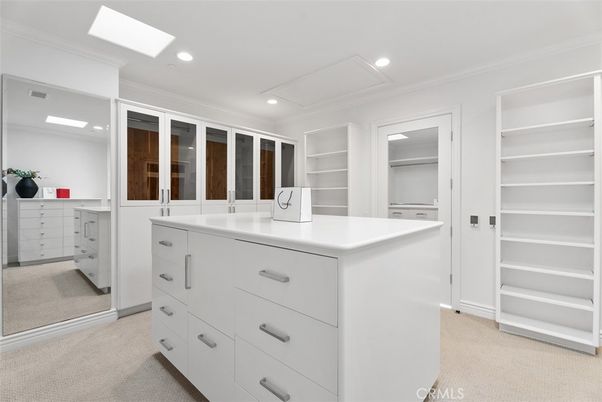 Interior, Recessed Lighting, Walk-in Closets