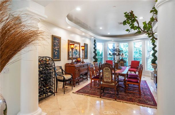 Dining room, Interior, Recessed Lighting