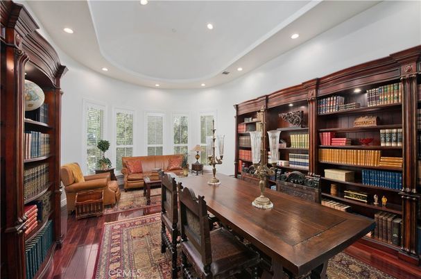 Home Office, Interior, Living room, Recessed Lighting, Wood Texture Flooring